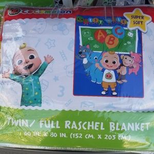 Rashel Blanket